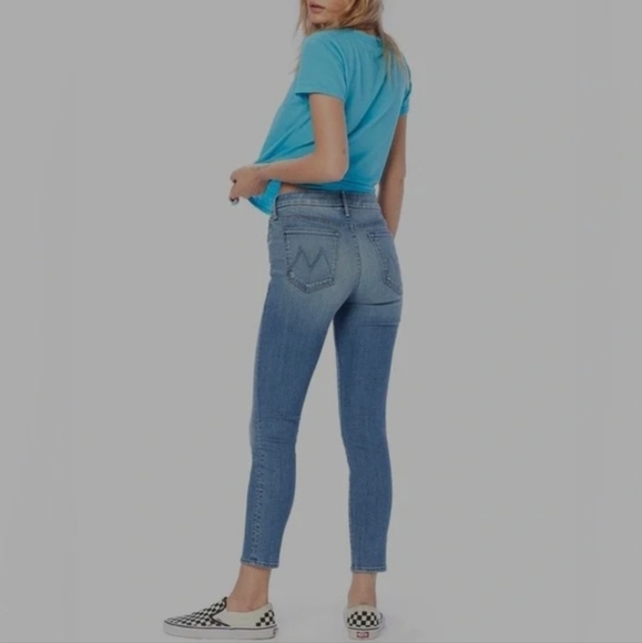 MOTHER The Looker Crop- A Side of Rice & Beans - Picture 4 of 16